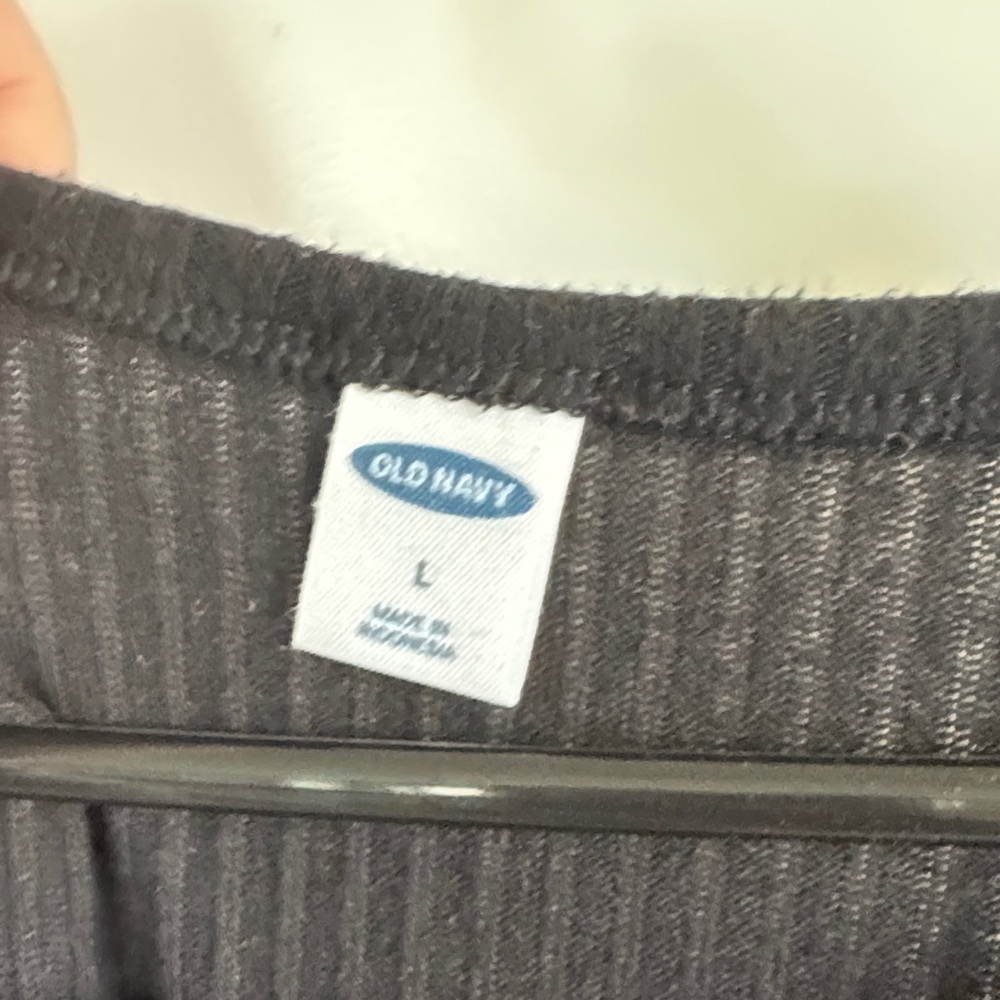 Old Navy Classic Black Ribbed Long Sleeve Top / G35 - Picture 3 of 4
